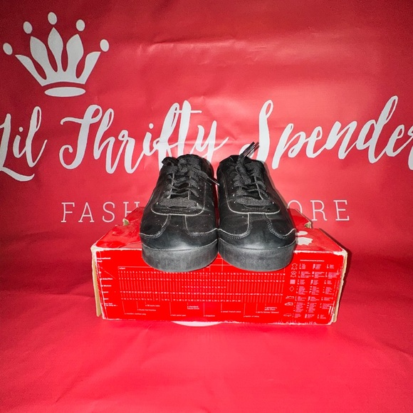 Puma - Picture 5 of 5